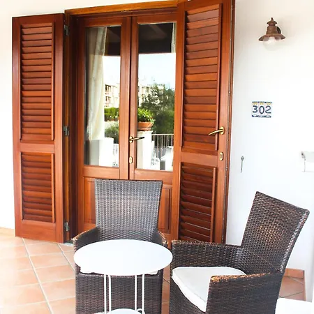 A F R O D I T E Casa de hóspedes 4*