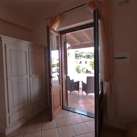 A F R O D I T E Casa de hóspedes 4*