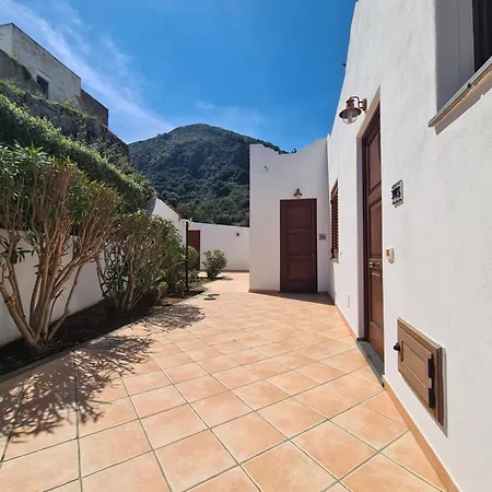 Casa de hóspedes A F R O D I T E Lípara