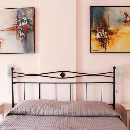 A F R O D I T E Guest house *