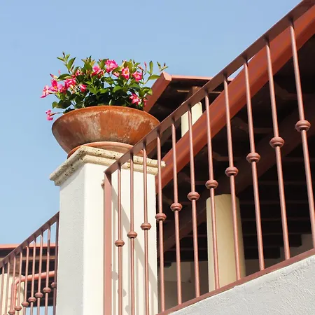 Guest house A F R O D I T E *