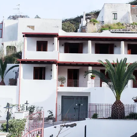 A F R O D I T E Guest house